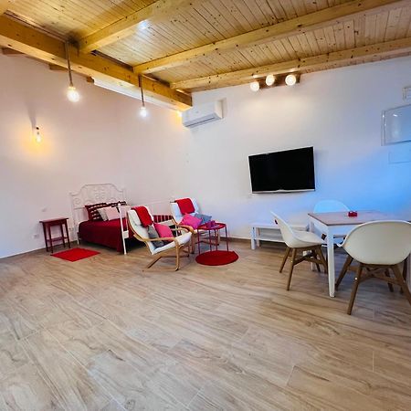 Rosa Rooms, Habitacion Con Bano Privado Pozuelo de Alarcón Eksteriør bilde