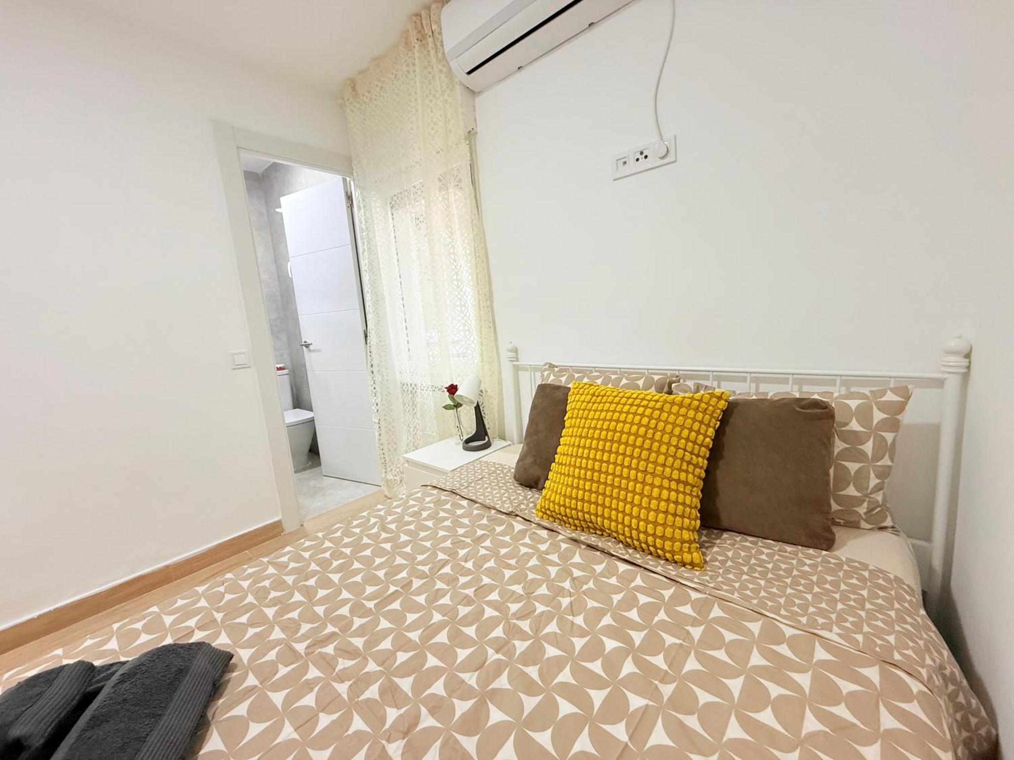 Rosa Rooms, Habitacion Con Bano Privado Pozuelo de Alarcón Eksteriør bilde